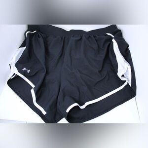 Under Armour Black and White Athletic Shorts Size 2X